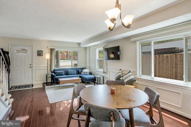 628 FOUR MILE RD, Alexandria, VA 22305