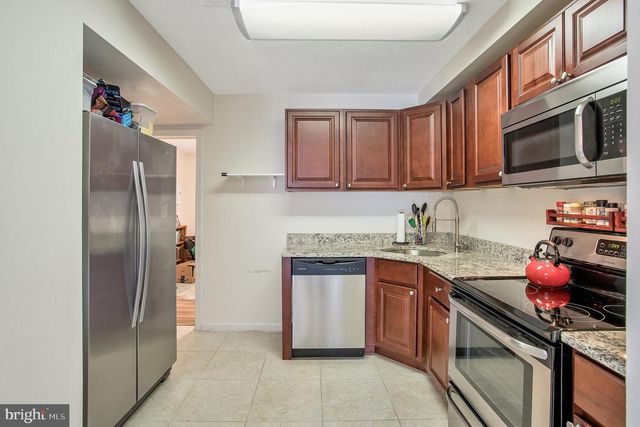628 FOUR MILE RD, Alexandria, VA 22305
