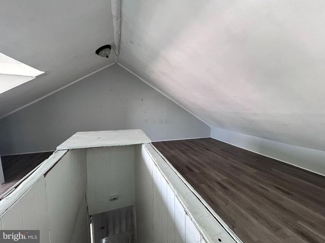 55 S OLDEN AVE, Trenton, NJ 08609