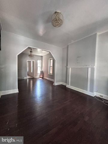 55 S OLDEN AVE, Trenton, NJ 08609