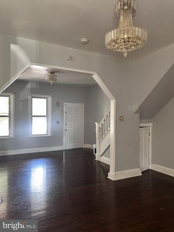 55 S OLDEN AVE, Trenton, NJ 08609