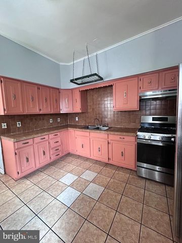 55 S OLDEN AVE, Trenton, NJ 08609