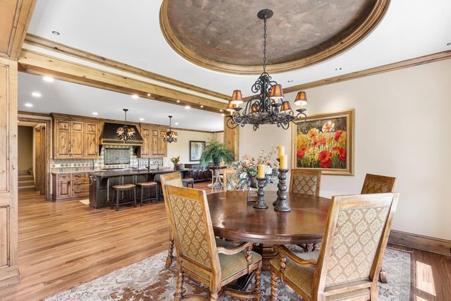 6823 Alpine Trail, Eden Prairie, MN 55346