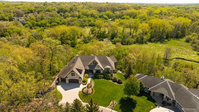 6823 Alpine Trail, Eden Prairie, MN 55346