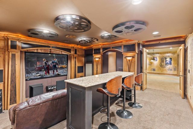 6823 Alpine Trail, Eden Prairie, MN 55346