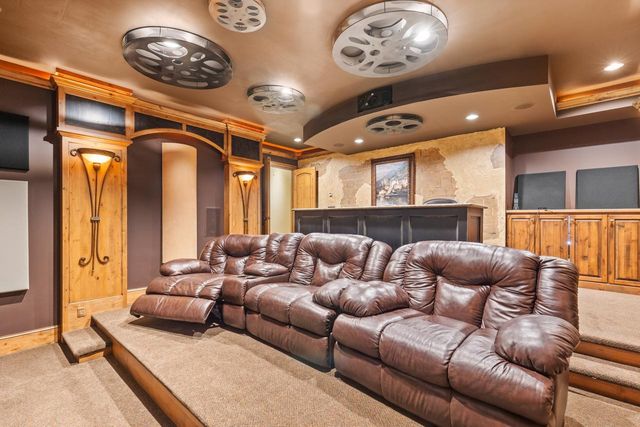 6823 Alpine Trail, Eden Prairie, MN 55346