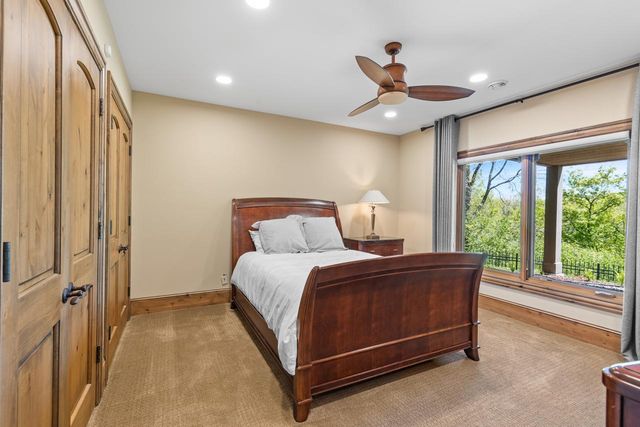 6823 Alpine Trail, Eden Prairie, MN 55346