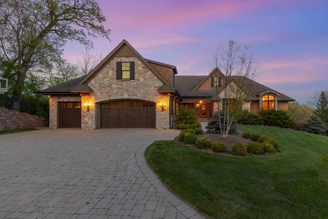 6823 Alpine Trail, Eden Prairie, MN 55346