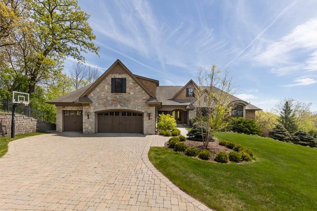 6823 Alpine Trail, Eden Prairie, MN 55346