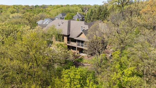6823 Alpine Trail, Eden Prairie, MN 55346