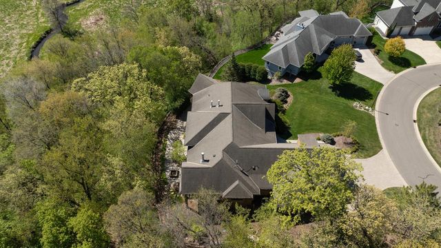 6823 Alpine Trail, Eden Prairie, MN 55346