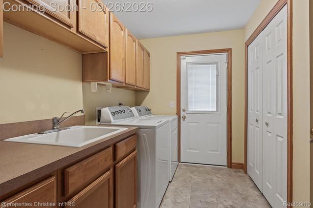 1297 Invitational Drive, Metamora Township, MI 48455