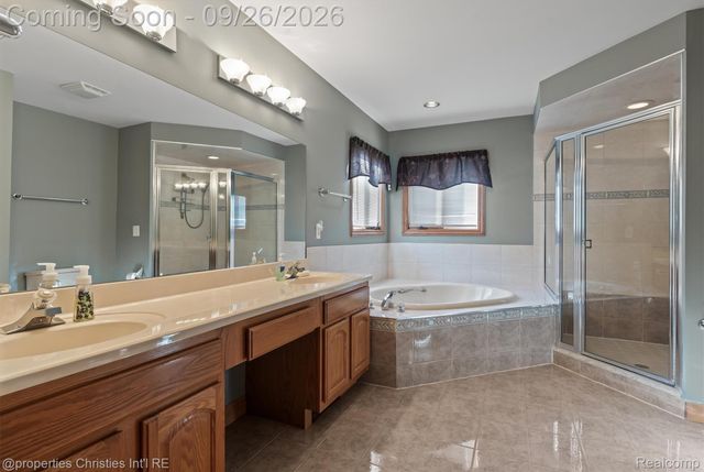 1297 Invitational Drive, Metamora Township, MI 48455