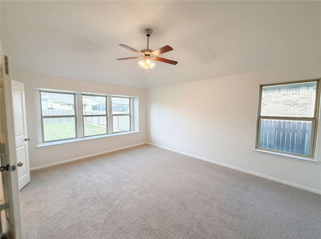 543 Tanda LN, Hutto, TX 78634