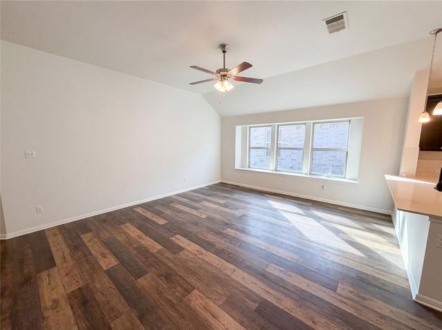 543 Tanda LN, Hutto, TX 78634