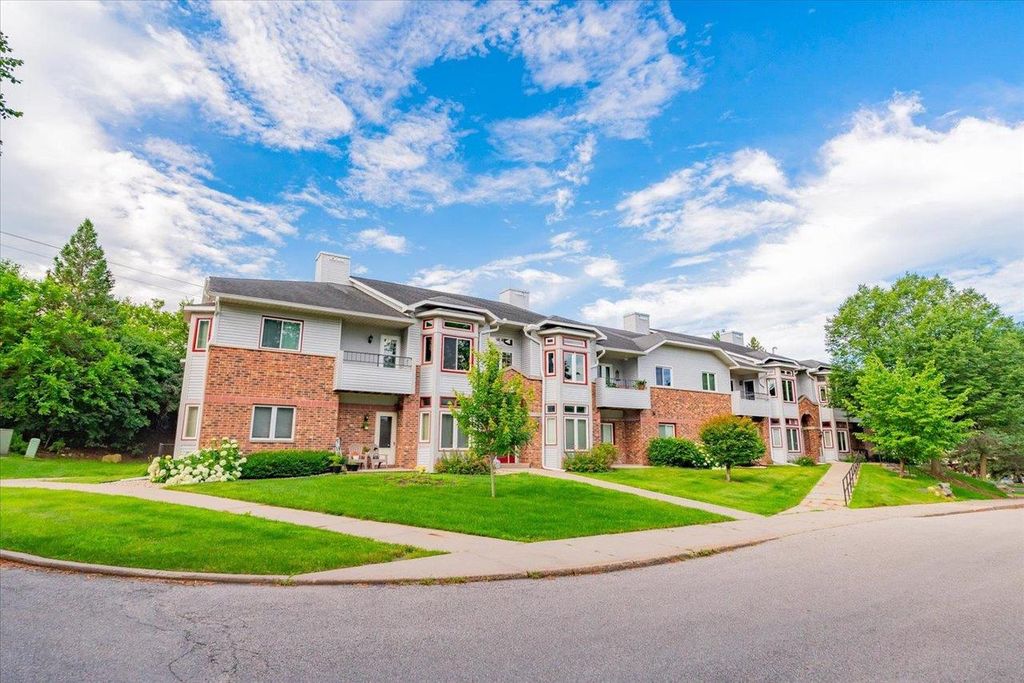 2233 Luann Lane #2, Madison, WI 53713