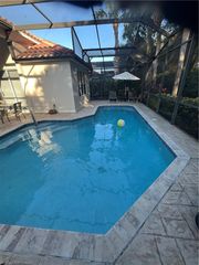 8824 Ventura WAY, Naples, FL 34109