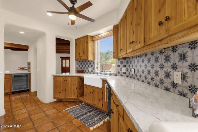 6249 E OLD PAINT Trail, Cave Creek, AZ 85331