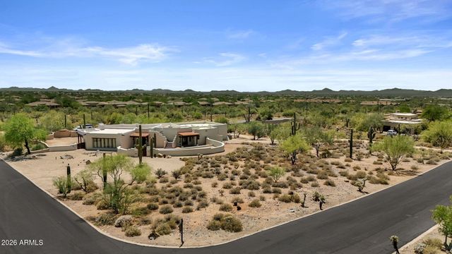 6249 E OLD PAINT Trail, Cave Creek, AZ 85331