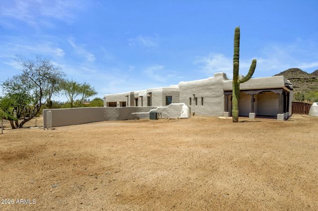 6249 E OLD PAINT Trail, Cave Creek, AZ 85331