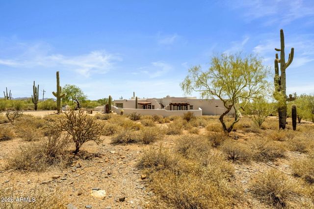 6249 E OLD PAINT Trail, Cave Creek, AZ 85331
