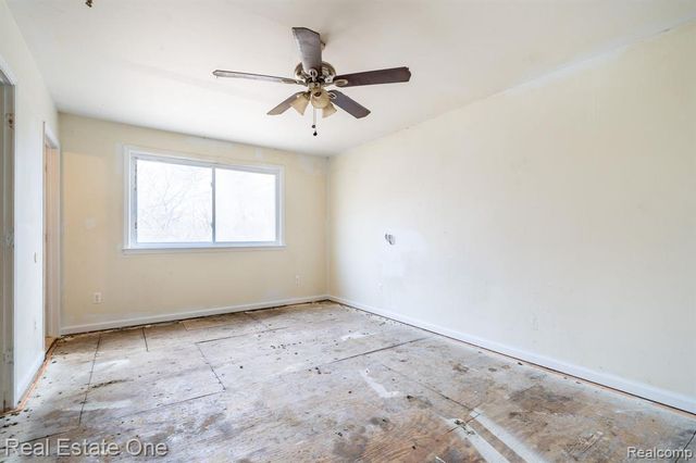 18410 Inkster Road, Redford, MI 48240