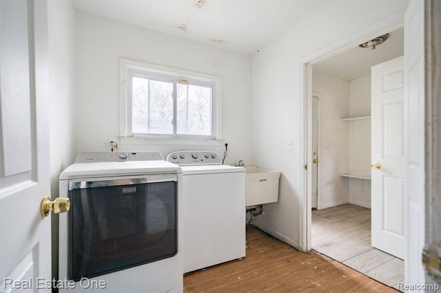 18410 Inkster Road, Redford, MI 48240