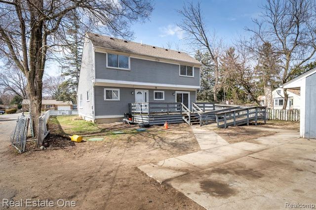 18410 Inkster Road, Redford, MI 48240