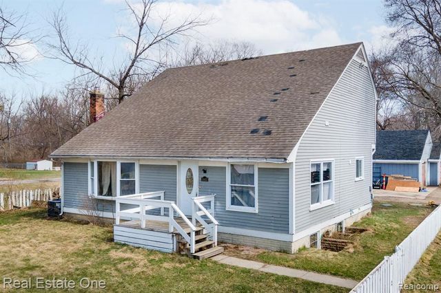 18410 Inkster Road, Redford, MI 48240