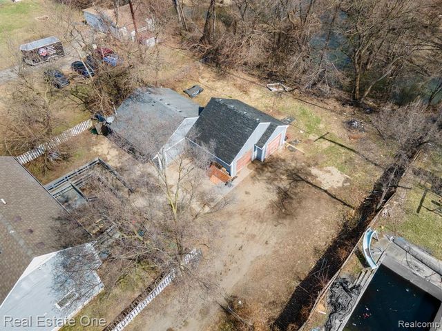 18410 Inkster Road, Redford, MI 48240