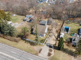 18410 Inkster Road, Redford, MI 48240
