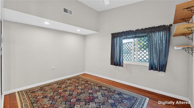 1462 MERION Way 30G, Seal Beach, CA 90740