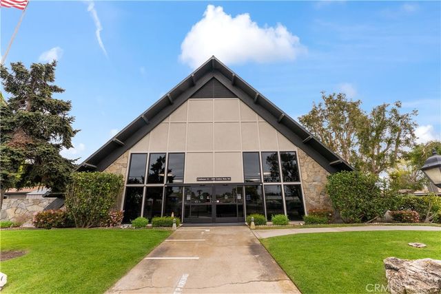 1462 MERION Way 30G, Seal Beach, CA 90740
