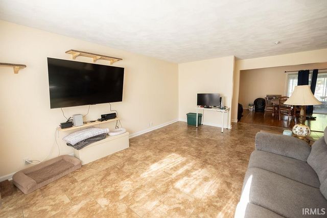 311 N Cook Road, Muncie, IN 47304