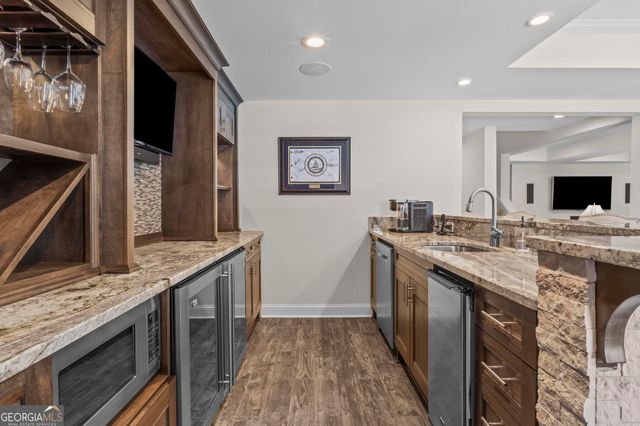 120 Creek Bank Drive, Acworth, GA 30101