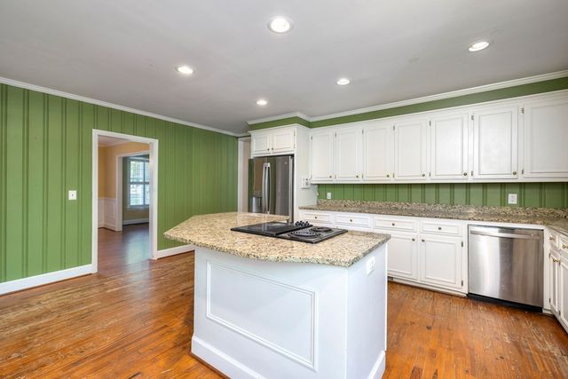 22 Swan Lake Drive, Sumter, SC 29150