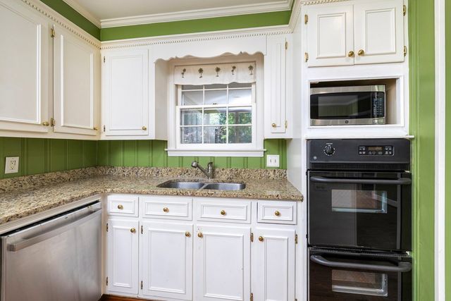 22 Swan Lake Drive, Sumter, SC 29150