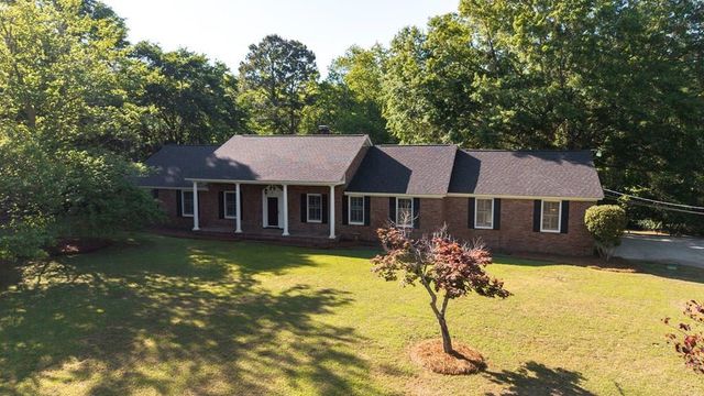 22 Swan Lake Drive, Sumter, SC 29150