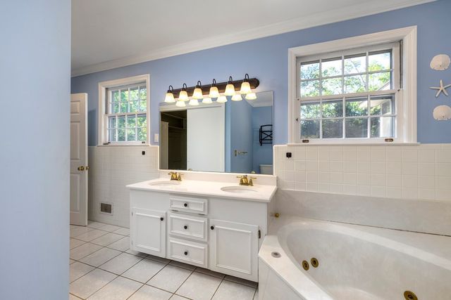 22 Swan Lake Drive, Sumter, SC 29150