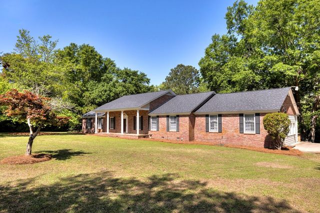 22 Swan Lake Drive, Sumter, SC 29150