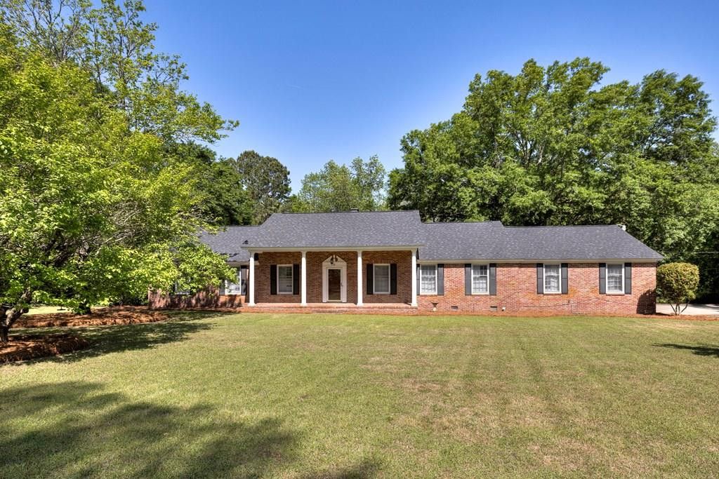 22 Swan Lake Drive, Sumter, SC 29150