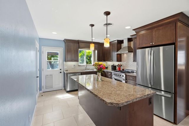 643 Stanford Avenue, Salinas, CA 93901