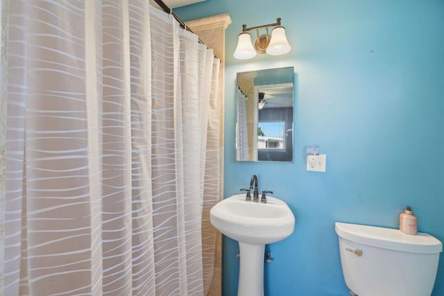 643 Stanford Avenue, Salinas, CA 93901
