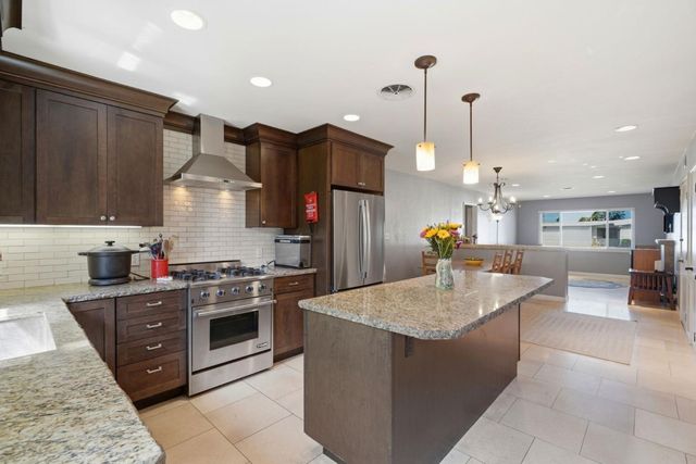 643 Stanford Avenue, Salinas, CA 93901