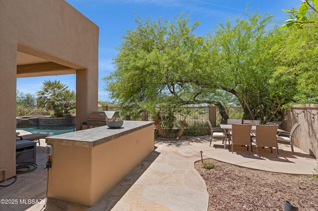 3451 E Corte Paloma Brava, Tucson, AZ 85718