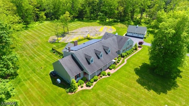 90 Locust Lake Rd, Hope Twp., NJ 07825
