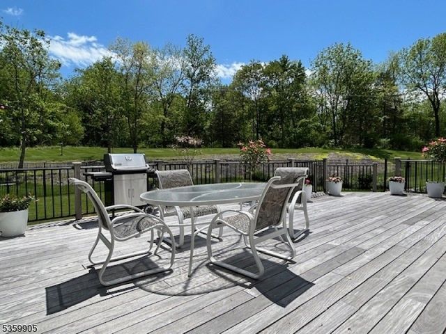 90 Locust Lake Rd, Hope Twp., NJ 07825