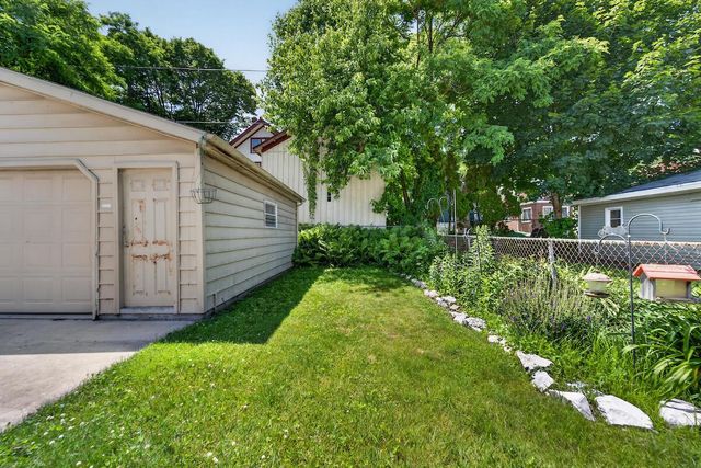 1526 Wisconsin AVENUE, Racine, WI 53403