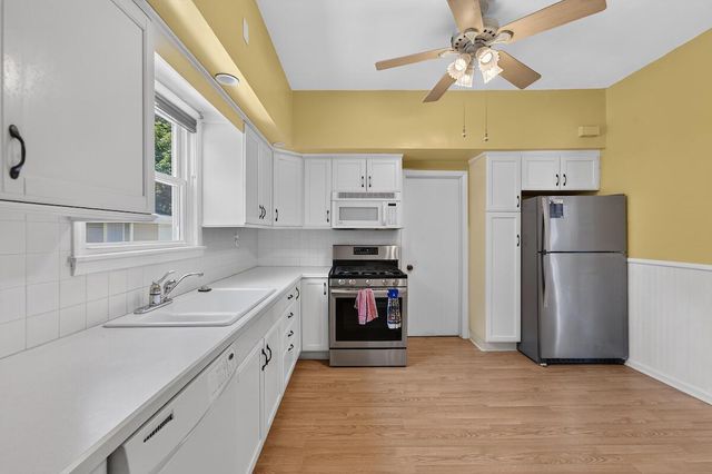1526 Wisconsin AVENUE, Racine, WI 53403