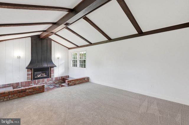 10810 WHITE HOUSE RD, Upper Marlboro, MD 20774
